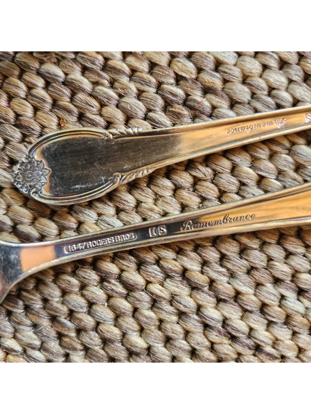 1847 Rogers Bros REMEMBRANCE Serving Casserole Fork Sugar Butter Silver Plate